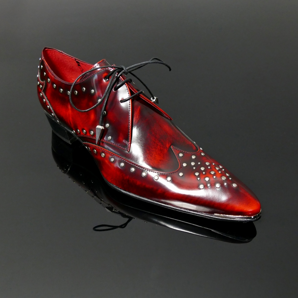 Manic K629 'Passion' Stud wing tip