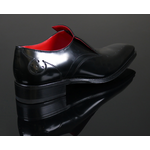 Moon 'Kit' - Diamond punch Slip on