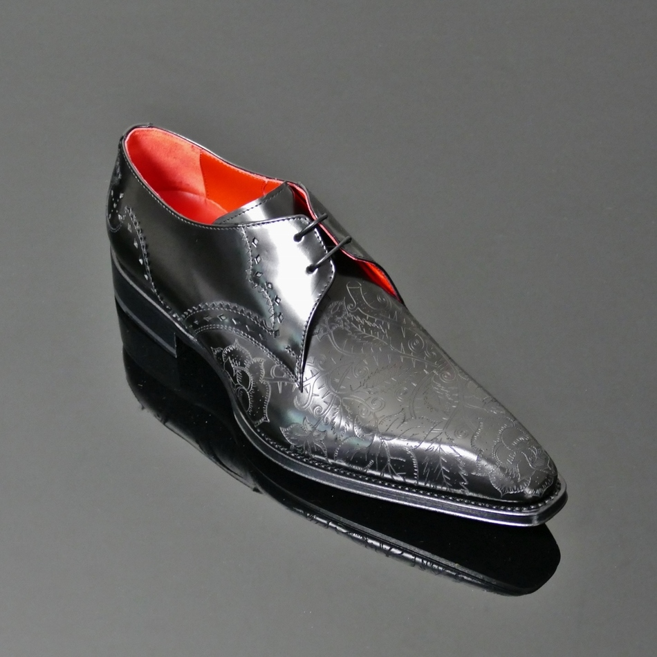 Moon 'Poison' - Barbed Laser Cut Gibson