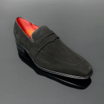Soprano K630 'D'elegance'  Black Suede Saddle slip on