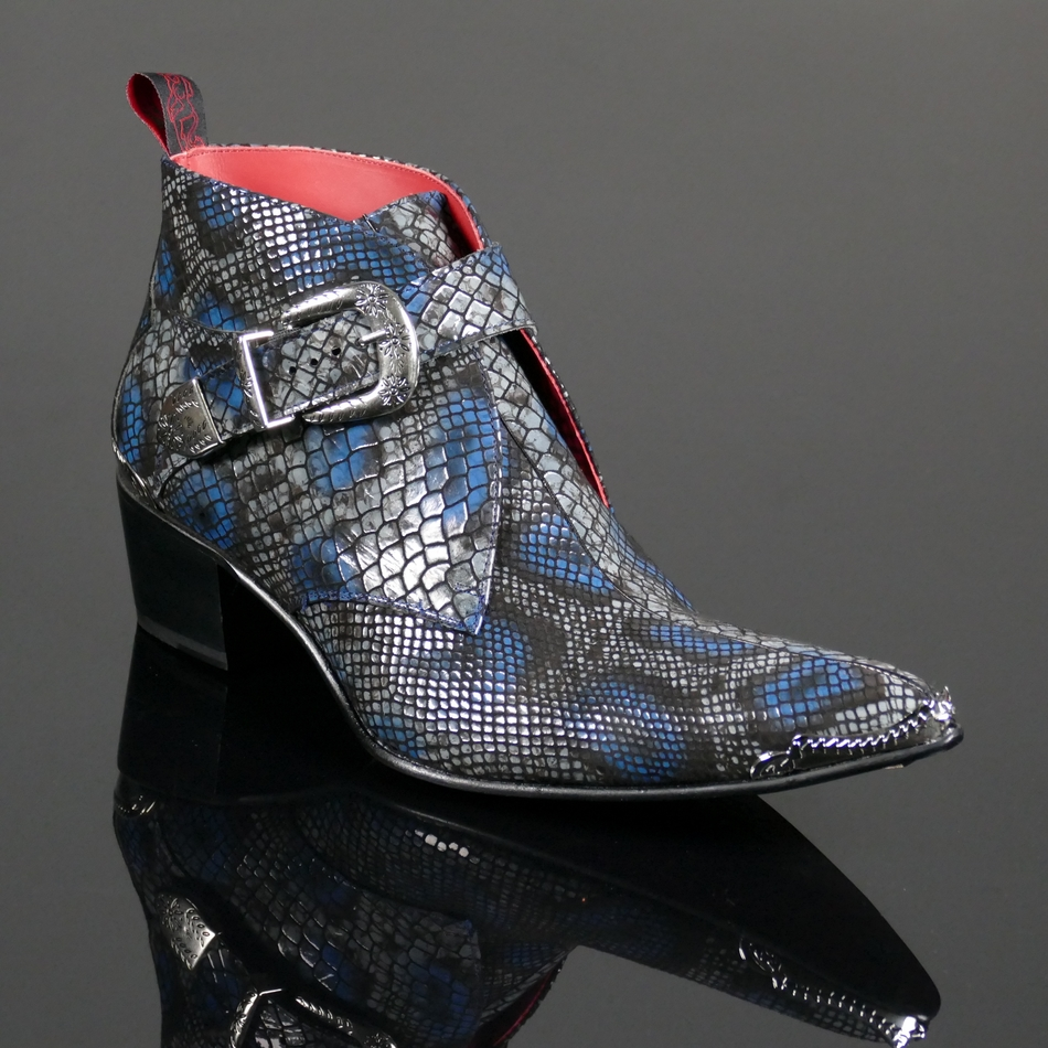 Sylvian K475 'Morte' - Gothic buckle boot